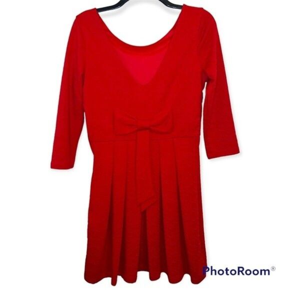 Alya Red 3/4 Sleeve Pleated Dress Size Medium - Picture 2 of 7